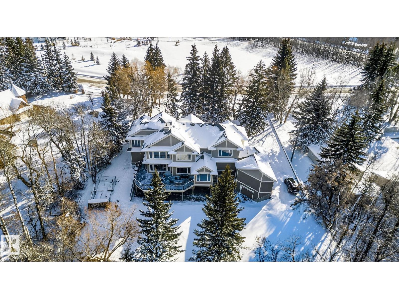 112 WINDERMERE DR NW