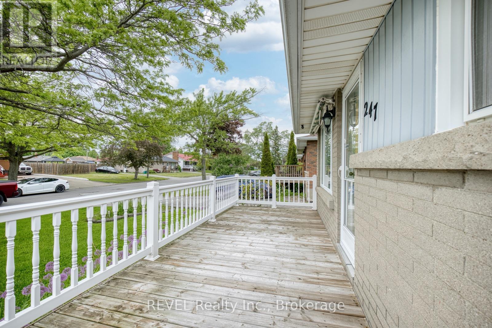 247 KILGOUR AVENUE