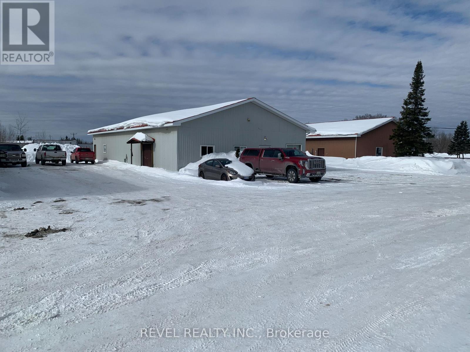 UNIT B - 467 RELIABLE LANE