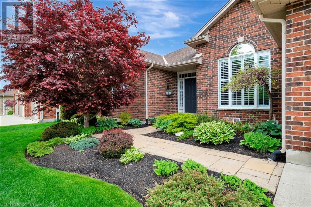 60 COTTONWOOD Crescent