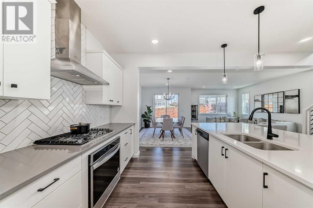 10 Lucas Terrace NW