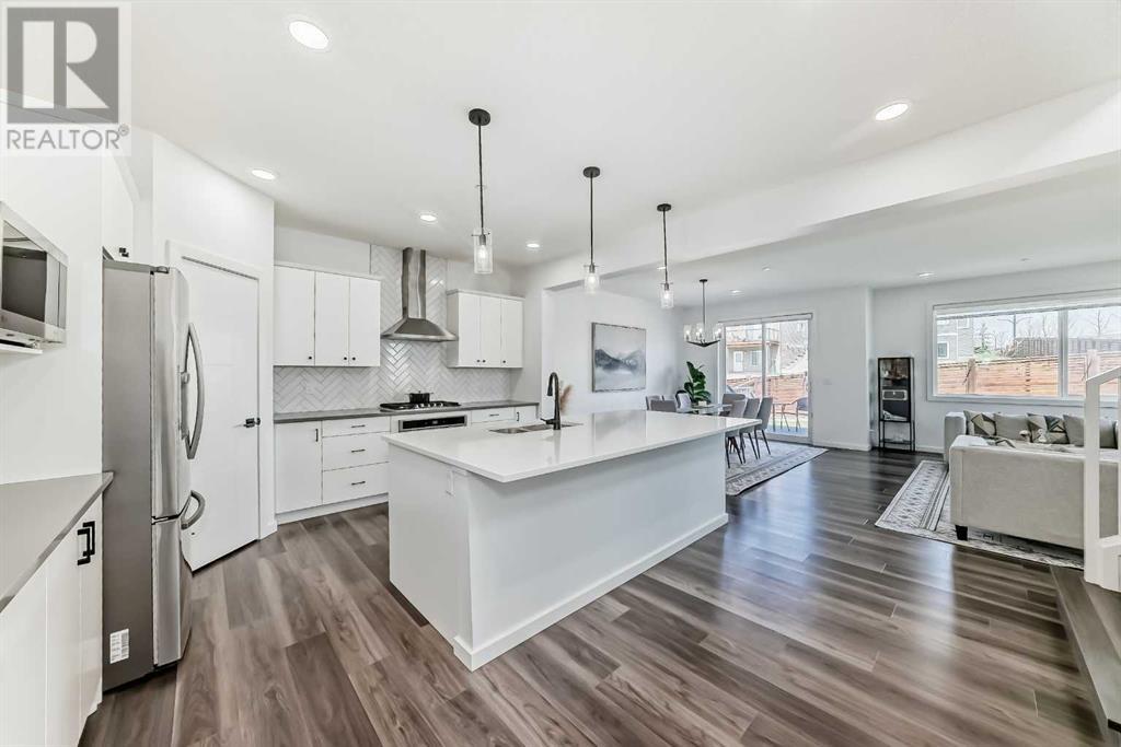 10 Lucas Terrace NW