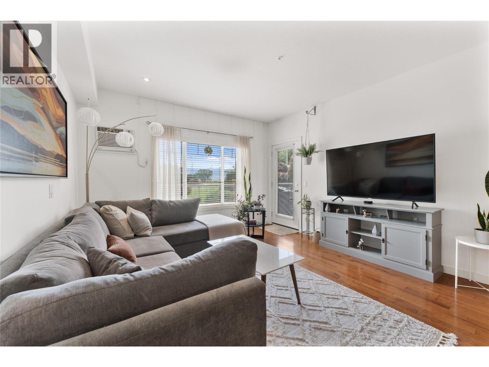 2120 Shannon Ridge Drive Unit# 102