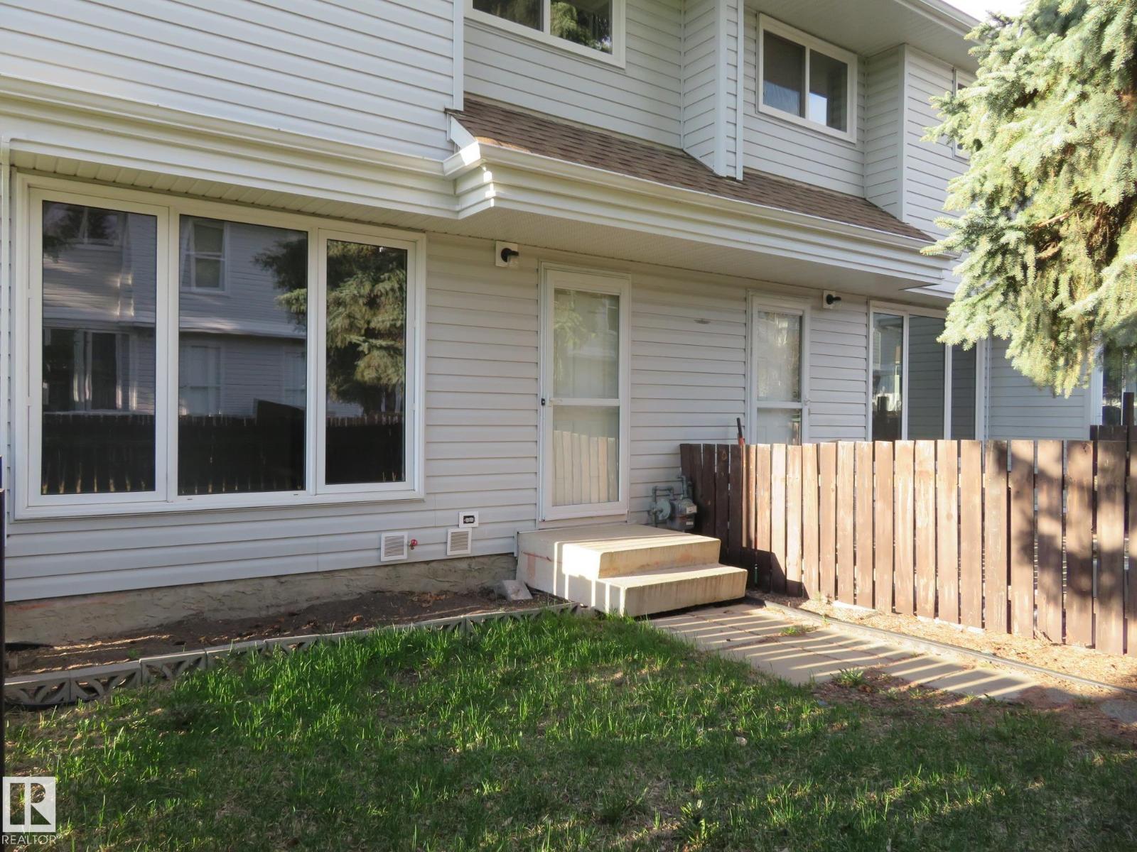 3103 109 ST NW