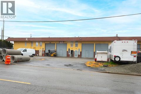 3 2330 TYNER STREET Port Coquitlam BC V3C2Z1