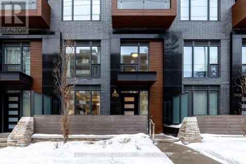 TH05 - 21 PARK STREET E Mississauga (Port Credit) ON L5G0C2