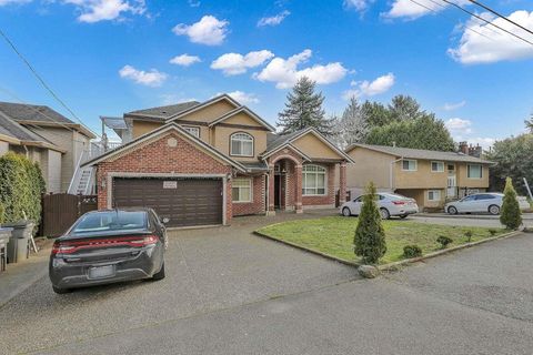14078 68 AVENUE Surrey BC V3W2H2
