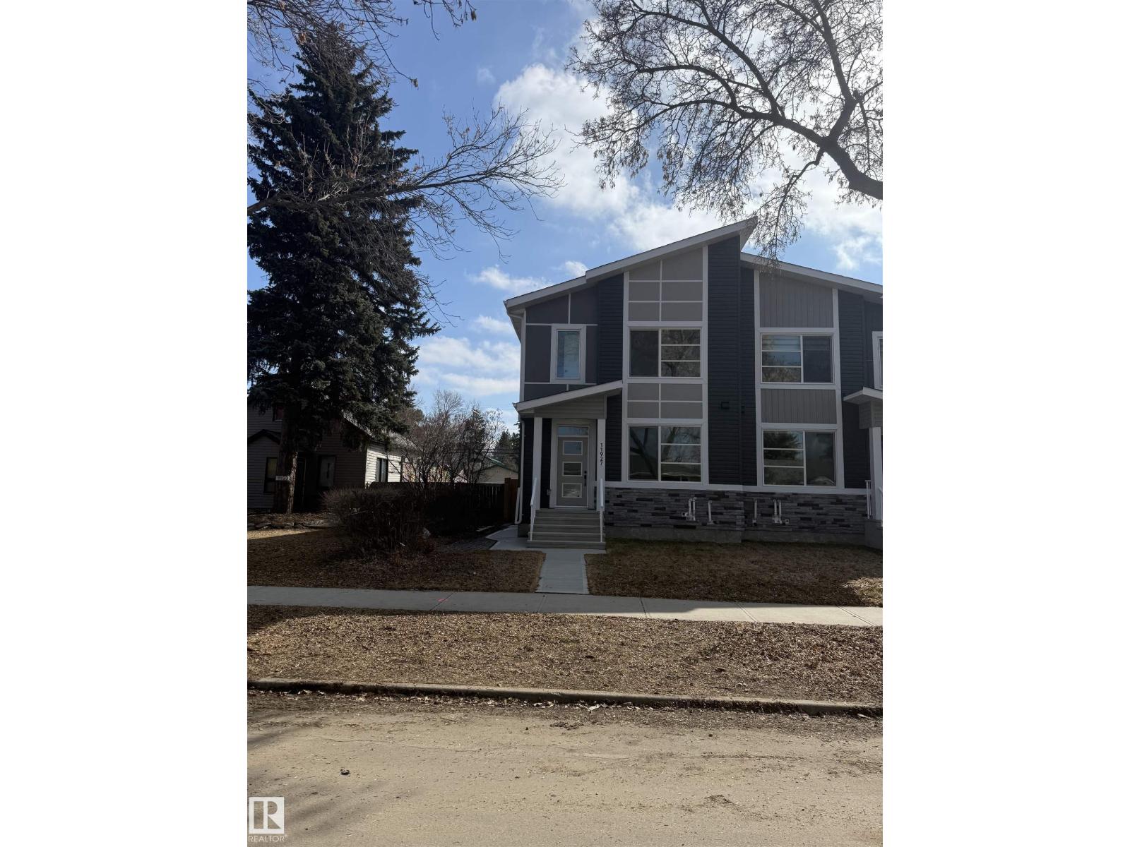 11927 123 ST NW