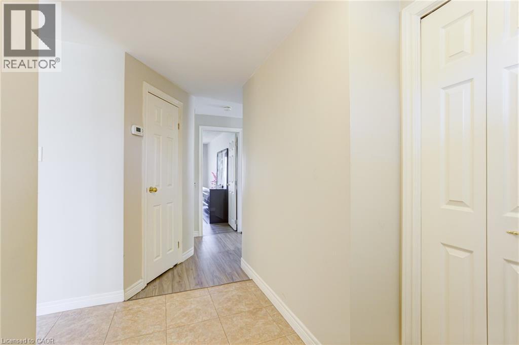 22 BLACKHORNE Crescent