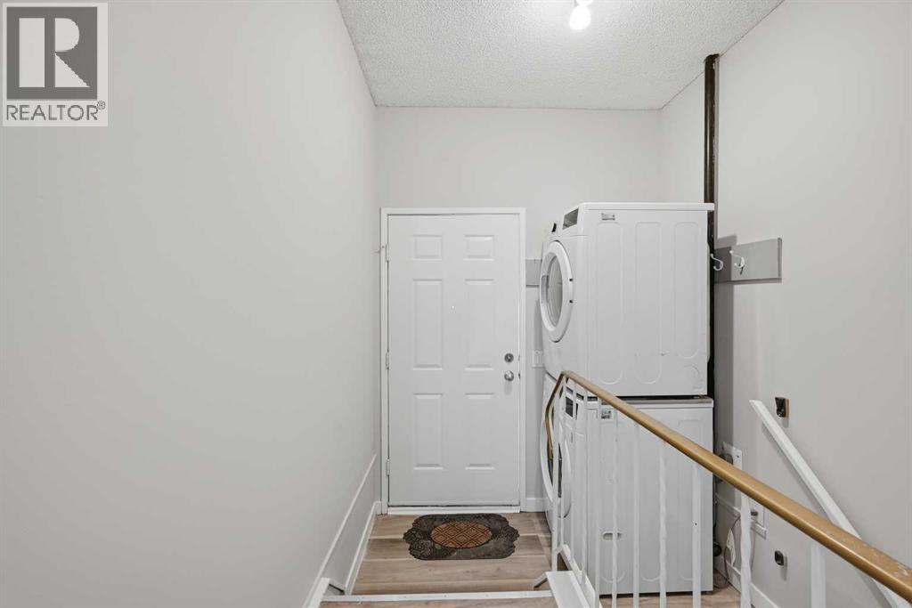 228 Berwick Drive NW