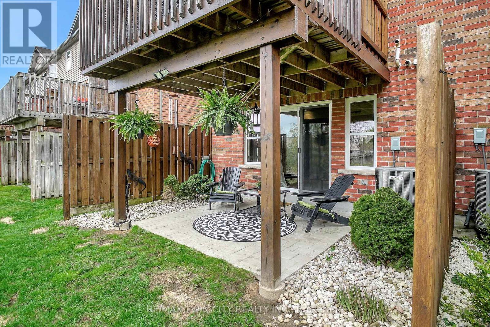 6 - 535 MARGARET STREET
