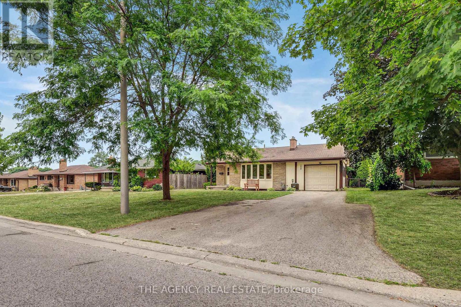 254 KING EDWARD AVENUE