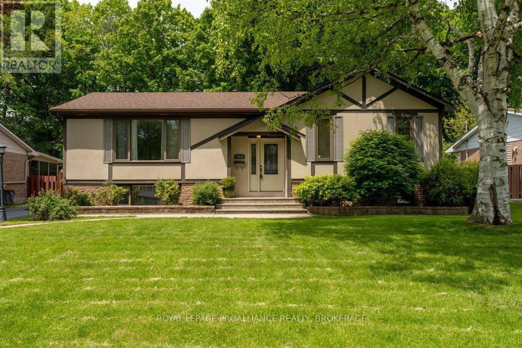 611 BOURNE PLACE