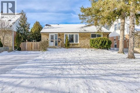 80 LOWER HORNING Road Hamilton ON L8S3G3