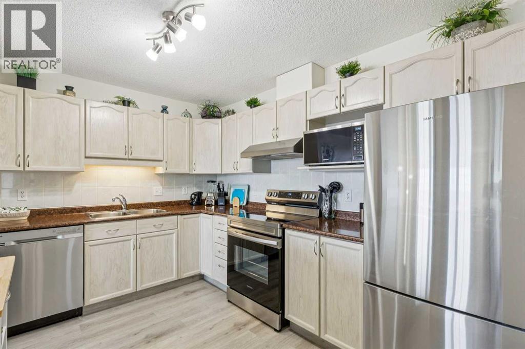 2301, 2000 Sienna Park Green SW