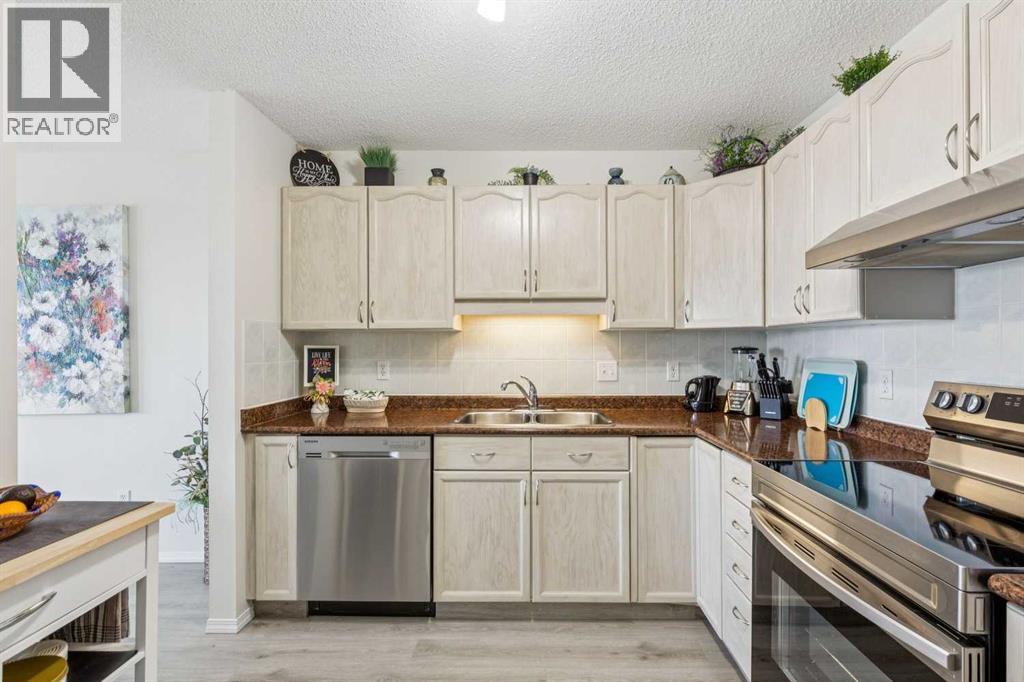 2301, 2000 Sienna Park Green SW