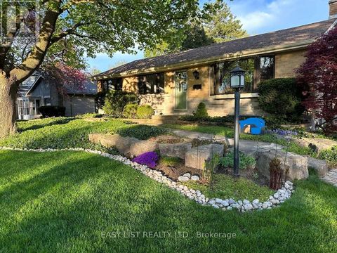 92 DEAN AVENUE Guelph (Dovercliffe Park/Old University) ON N1G1L6