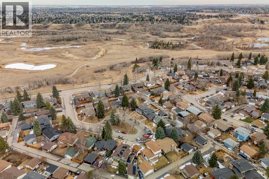 147 Midvalley Place SE