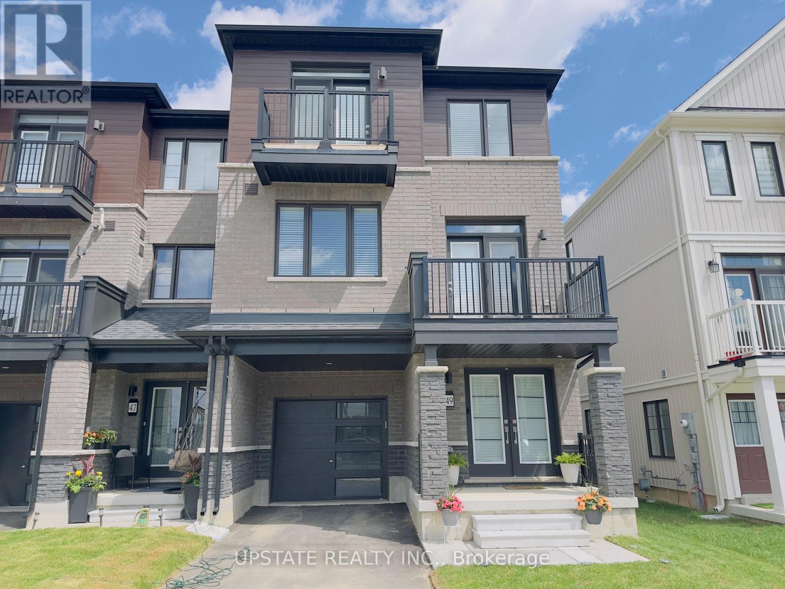 Photo 1 of 13 — 49 NORWICH CRESCENT, Haldimand, ON N3W0J4