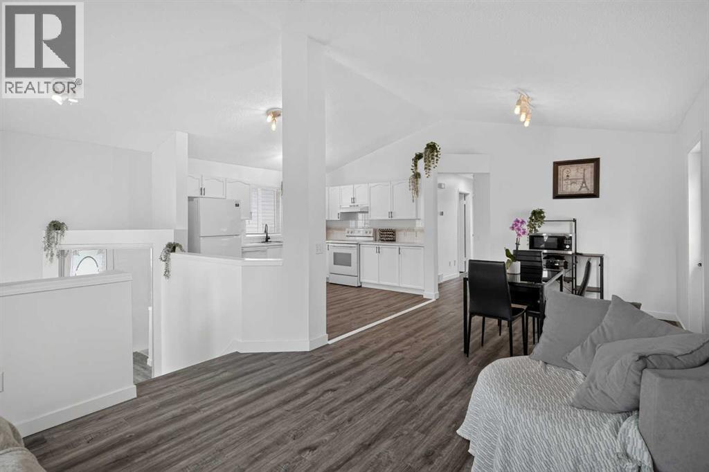 113 Mt Lorette Place SE