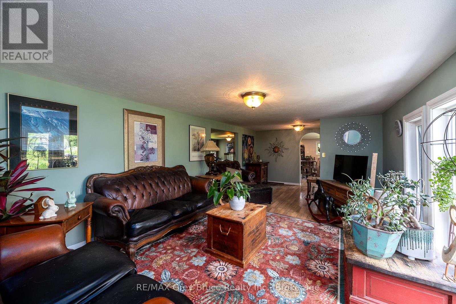 318588 GREY RD 1
