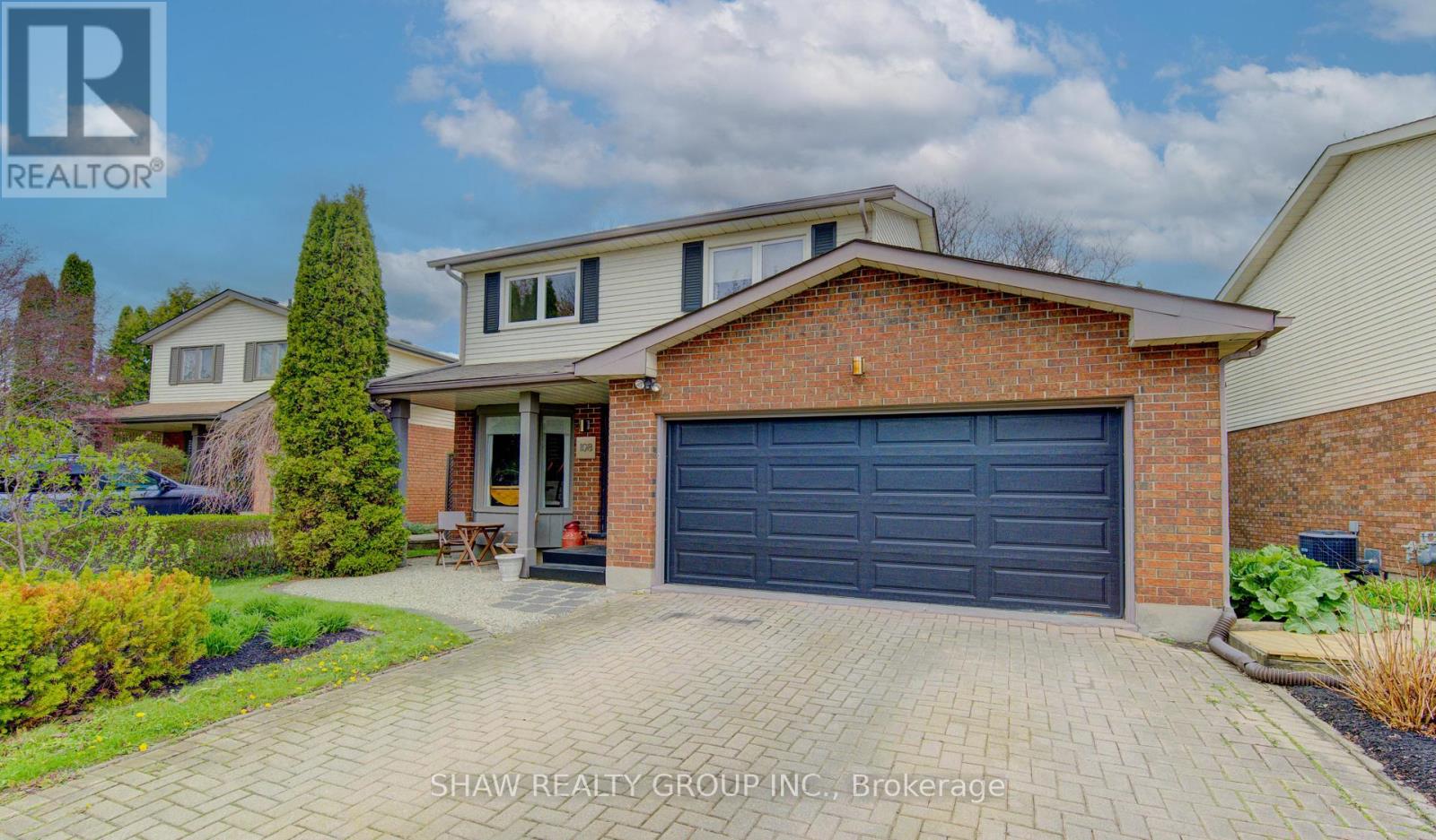 108 CLEARWATER CRESCENT