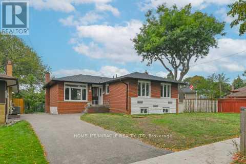 Photo 1 of 50 — 46 FLINTWICK DRIVE, Toronto (Bendale), ON M1P4G9