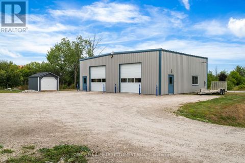 19 WARREN CRESCENT Perth ON K7H0A9