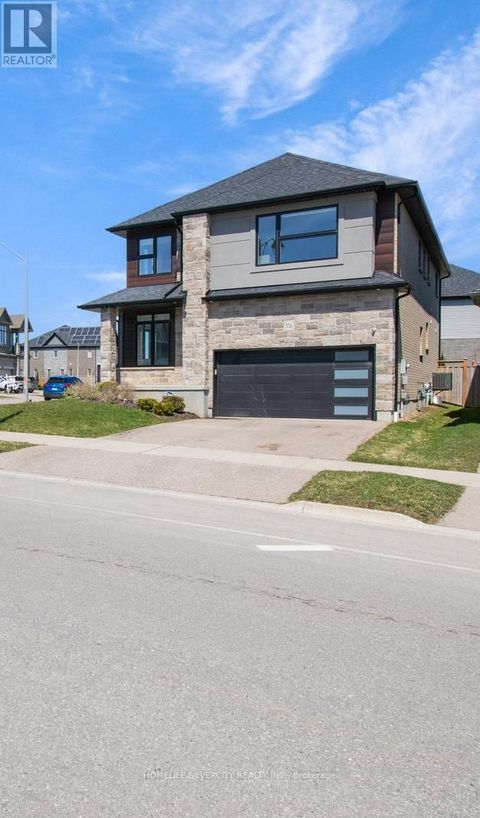 556 MAYAPPLE STREET Waterloo ON N2V0C3