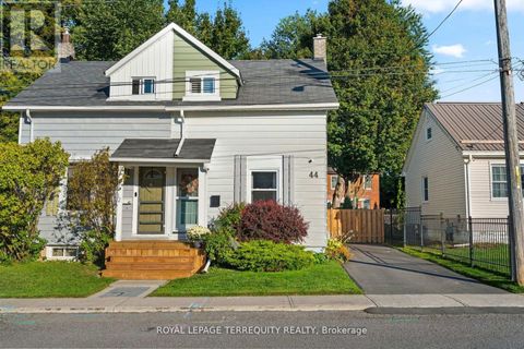 44 YOUNG STREET Port Hope ON L1A1M6