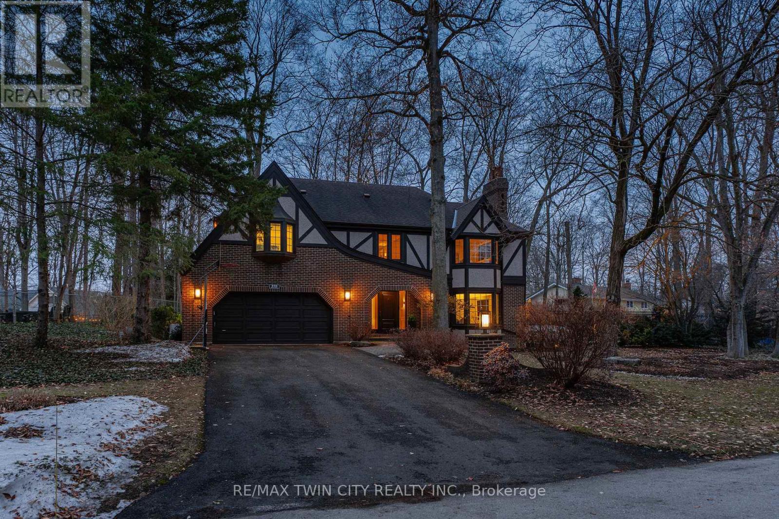 370 GREEN ACRES DRIVE