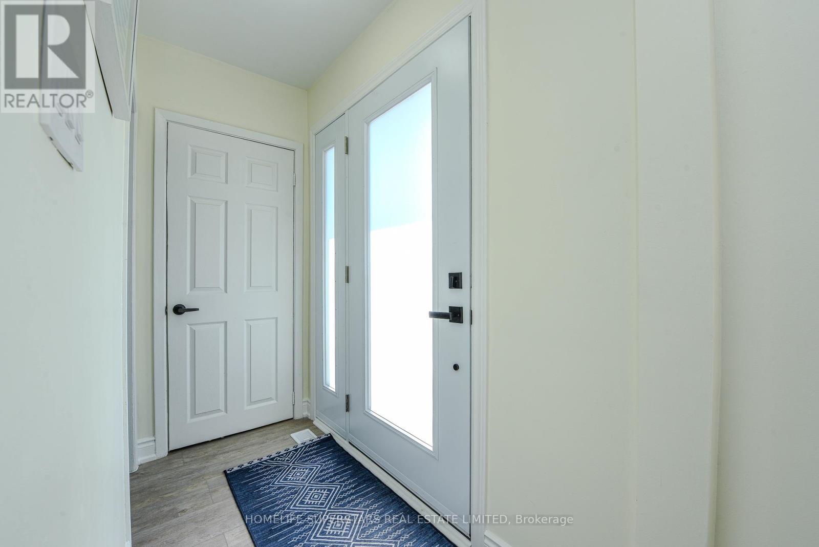 9 ALOMA CRESCENT