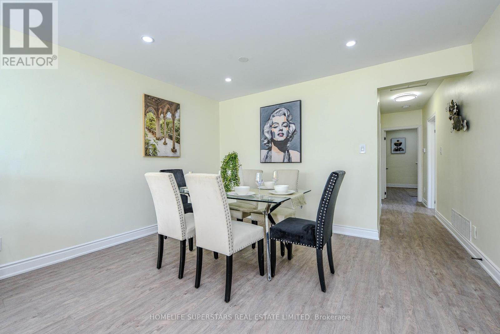 9 ALOMA CRESCENT