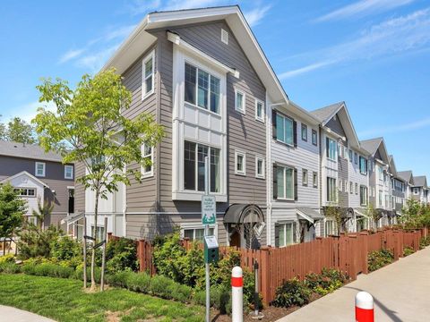 1 7919 204B STREET Langley BC V2Y3T7