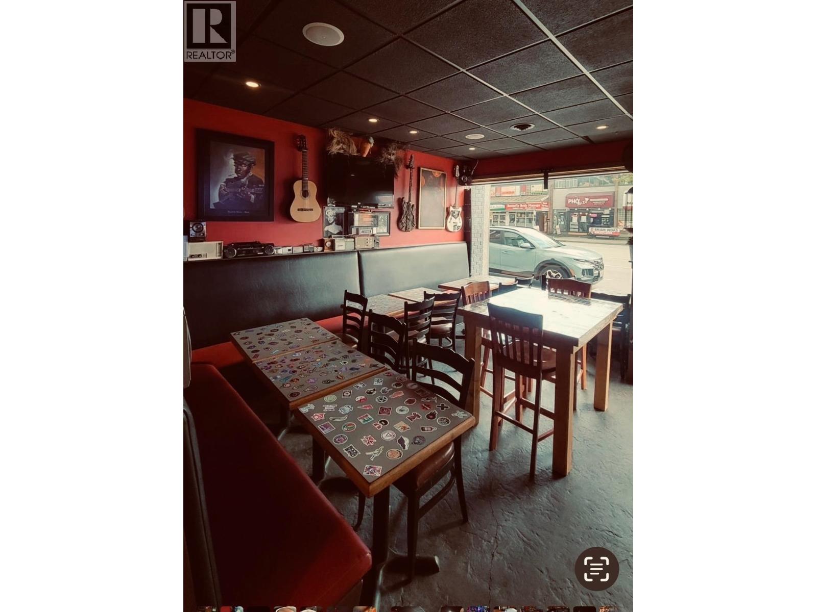 4527 HASTINGS STREET