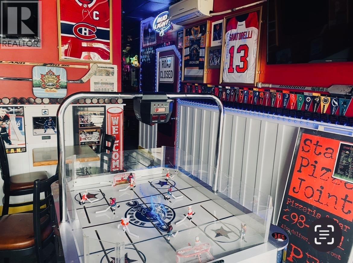 4527 HASTINGS STREET