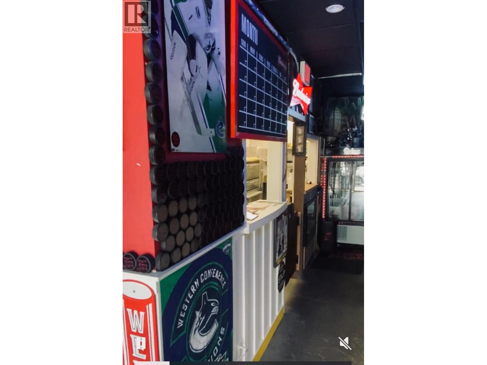 4527 HASTINGS STREET