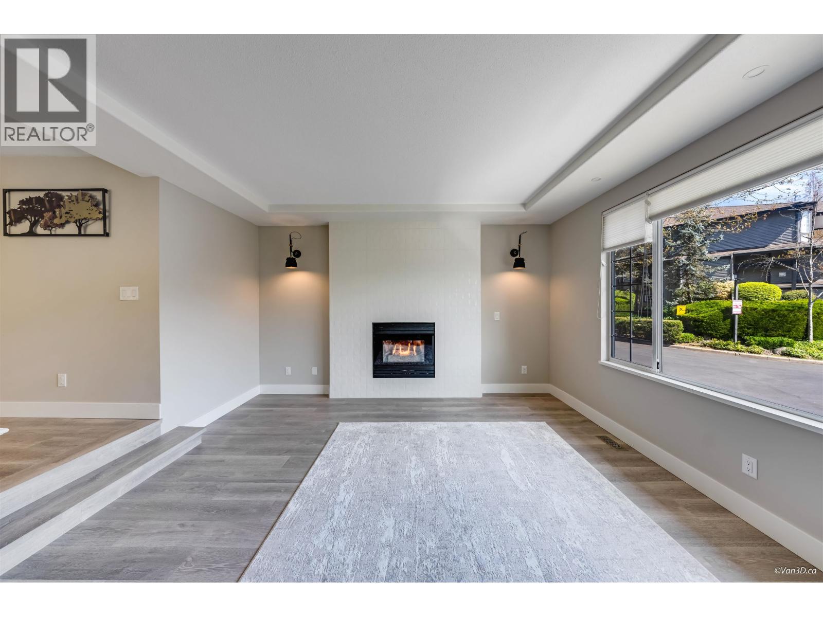 127 2998 ROBSON DRIVE