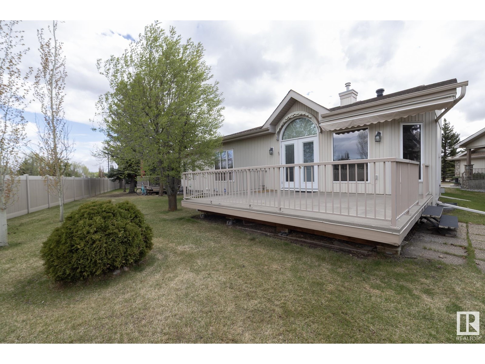 #4 925 PICARD DR NW