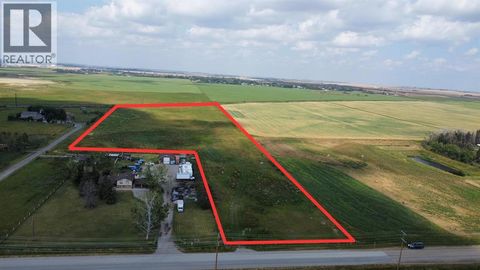 280132 TOWNSHIP ROAD 240 Chestermere AB T1K0K5