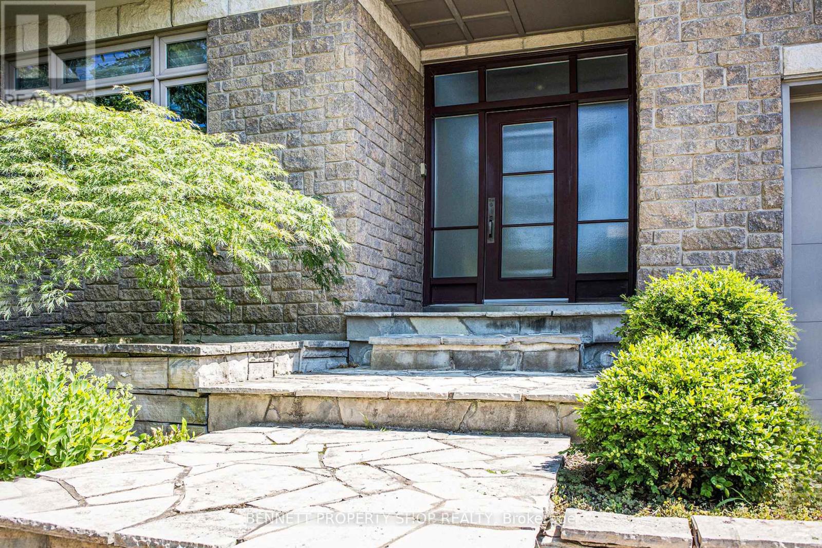 1934 LENESTER AVENUE