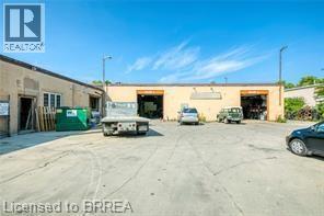 9 MEADOW Lane S