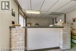 9 MEADOW Lane S