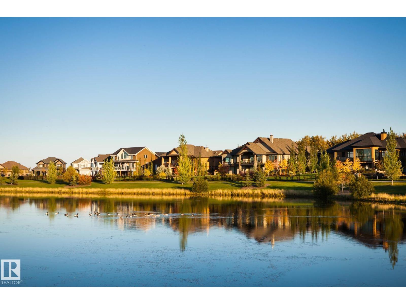 1077 GENESIS LAKE BV