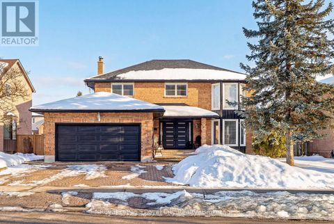9 KORTRIGHT ROAD E Guelph (Kortright East) ON N1G4C8