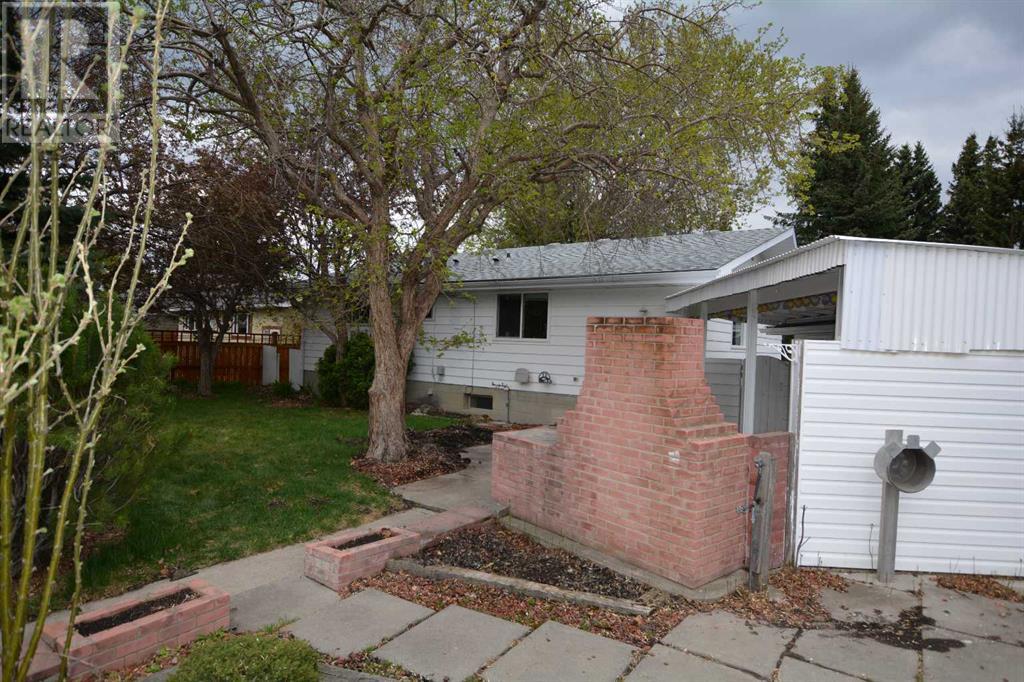 3212 Breen Crescent NW