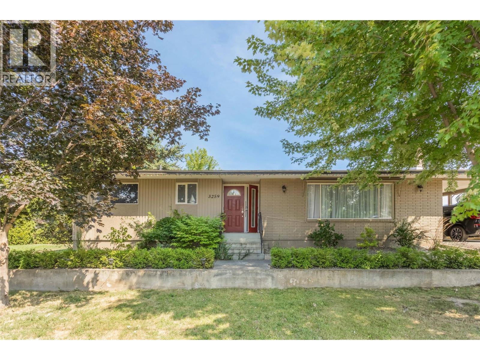 3259 St Amand Road