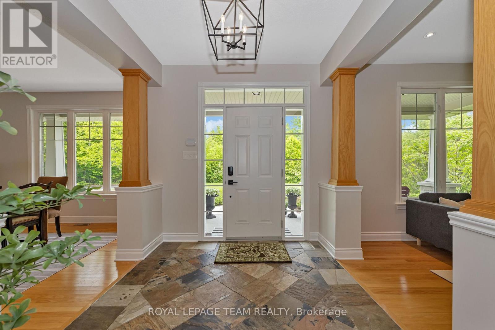 387 RIDGESIDE FARM DRIVE