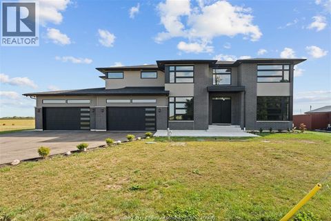 6061 PIKE Amherstburg ON N9V2Y7