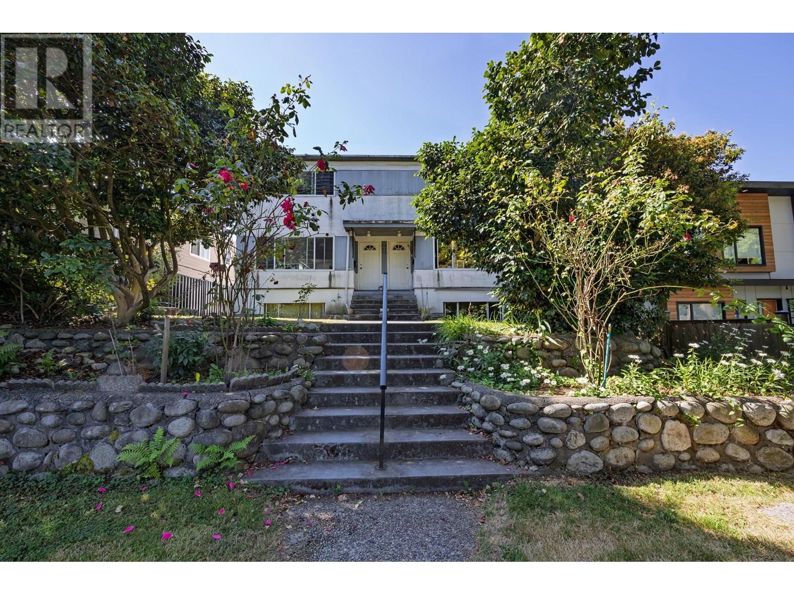 227-229 W 19TH STREET